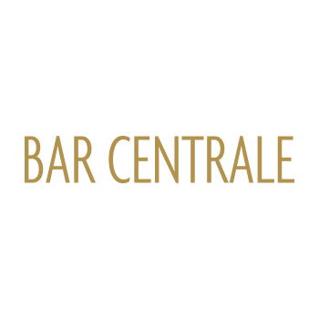 Eleganter, goldfarbener Schriftzug „BAR CENTRALE“ in schmalen Großbuchstaben auf weißem Hintergrund.